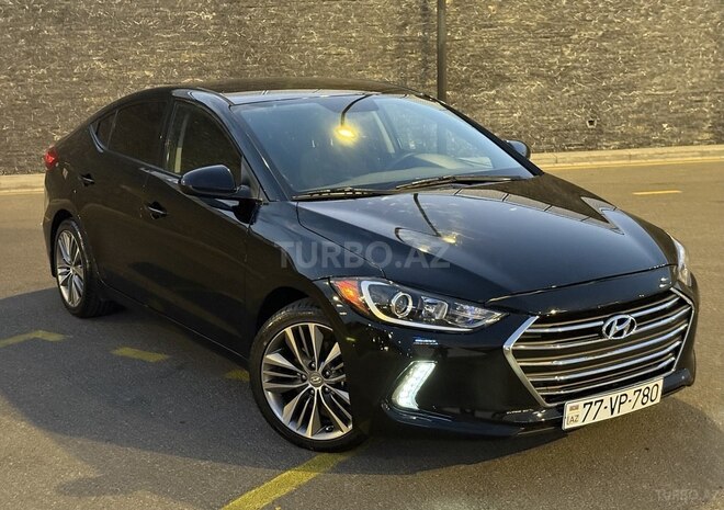 Hyundai Elantra 2018, 38,900 km - 2.0 l - Bakı