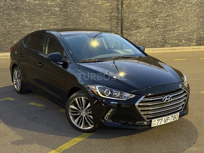 Hyundai Elantra 2018, 38,900 km - 2.0 l - Bakı