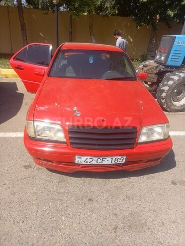 Mercedes C 180 1995, 258,000 km - 1.8 l - Gəncə