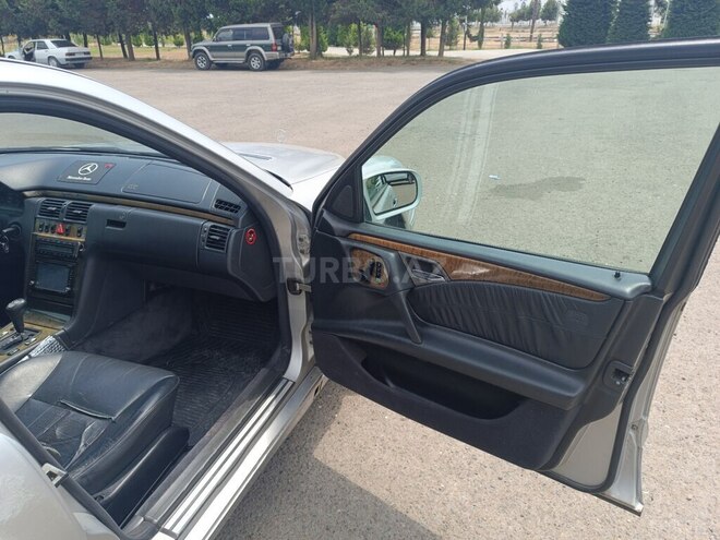 Mercedes E 230 1996, 367,000 km - 2.3 л - Astara