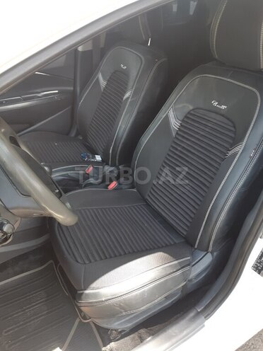 Kia Rio 2013, 250,000 km - 1.4 l - Biləsuvar