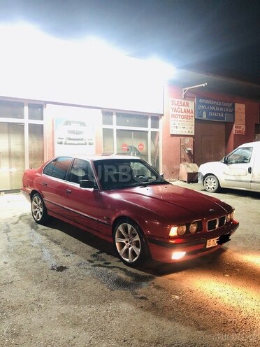 BMW 525 1988, 300,000 km - 2.5 l - Bakı