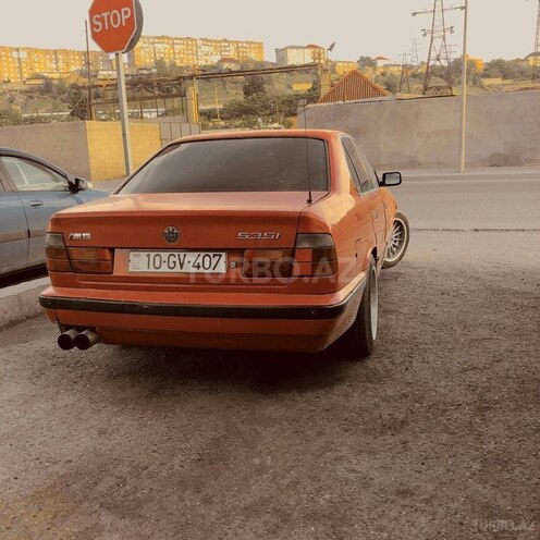 BMW 525 1988, 300,000 km - 2.5 l - Bakı