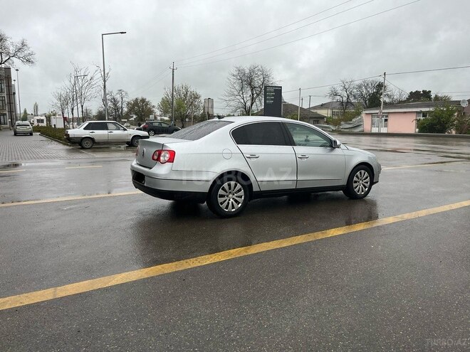 Volkswagen Passat 2008, 242,000 km - 2.0 л - Xudat