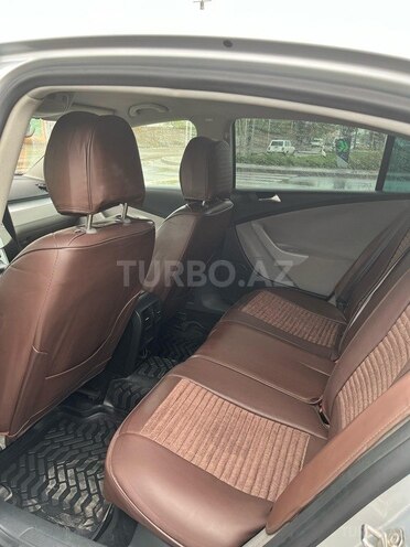 Volkswagen Passat 2008, 242,000 km - 2.0 л - Xudat