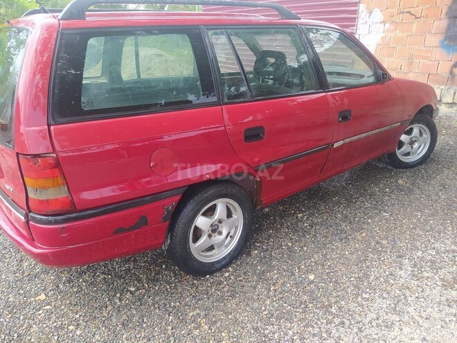 Opel Astra 1994, 398,000 km - 1.8 l - Goranboy