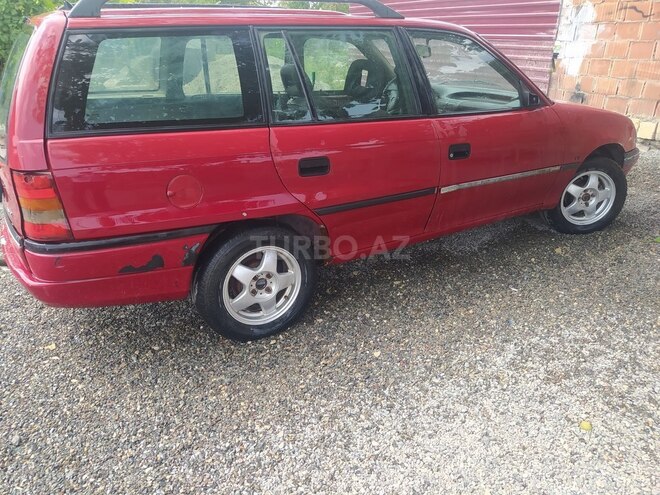 Opel Astra 1994, 398,000 km - 1.8 l - Goranboy