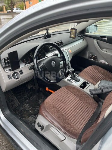 Volkswagen Passat 2008, 242,000 km - 2.0 л - Xudat