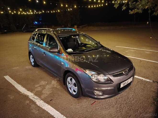 Hyundai i30 2009, 327,113 km - 1.4 л - Tovuz