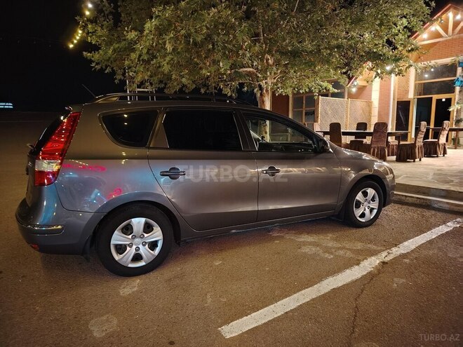 Hyundai i30 2009, 327,113 km - 1.4 л - Tovuz