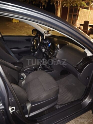 Hyundai i30 2009, 327,113 km - 1.4 л - Tovuz