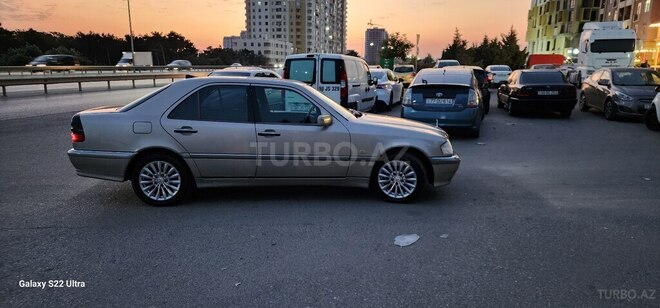 Mercedes C 240 1999, 243,786 km - 2.4 л - Bakı
