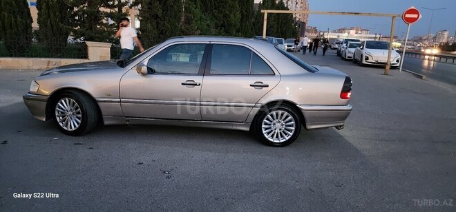 Mercedes C 240 1999, 243,786 km - 2.4 л - Bakı