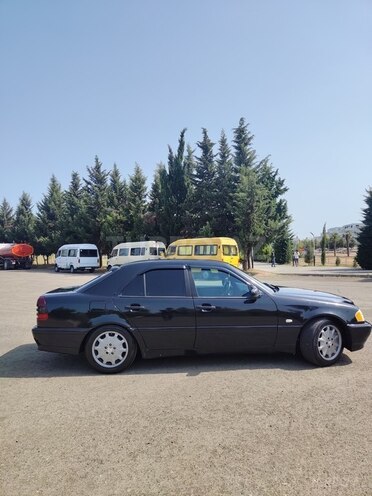 Mercedes C 200 1997, 37,105 km - 2.0 l - Astara