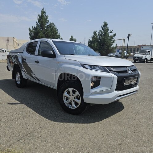 Mitsubishi L200 2022, 185,559 km - 2.4 l - Gəncə
