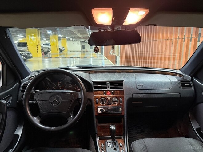 Mercedes C 180 1997, 318,000 km - 1.8 l - Gəncə