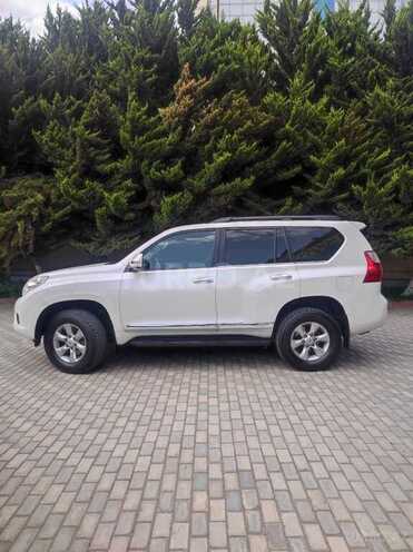 Toyota Land Cruiser Prado 2012, 226,000 km - 2.7 л - Bakı