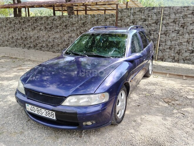 Opel Vectra 1997, 214,559 km - 1.8 л - Quba