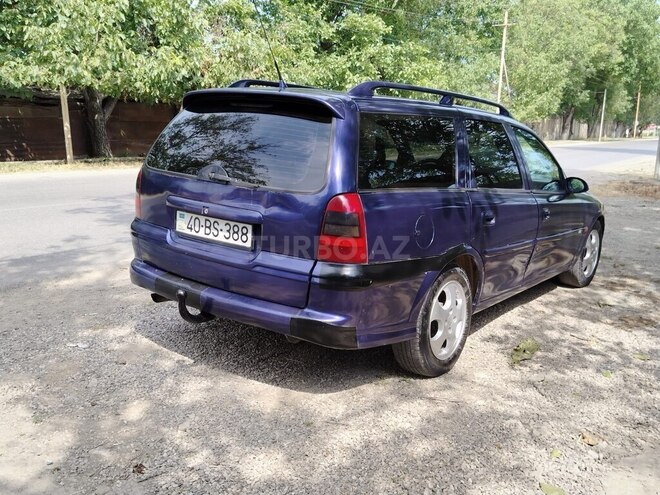 Opel Vectra 1997, 214,559 km - 1.8 л - Quba