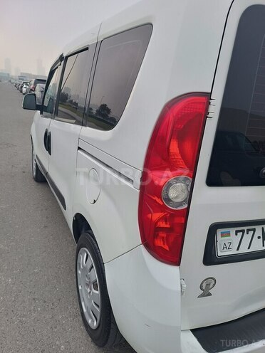 Fiat Doblo 2011, 305,000 km - 1.4 l - Bakı