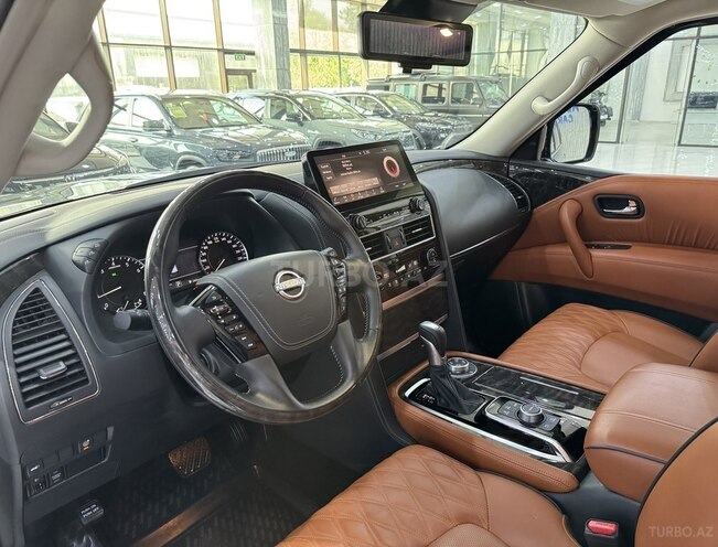 Nissan Patrol 2022, 22,900 km - 4.0 л - Bakı