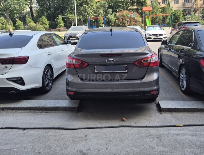 Ford Focus 2014, 150,000 km - 1.6 л - Bakı