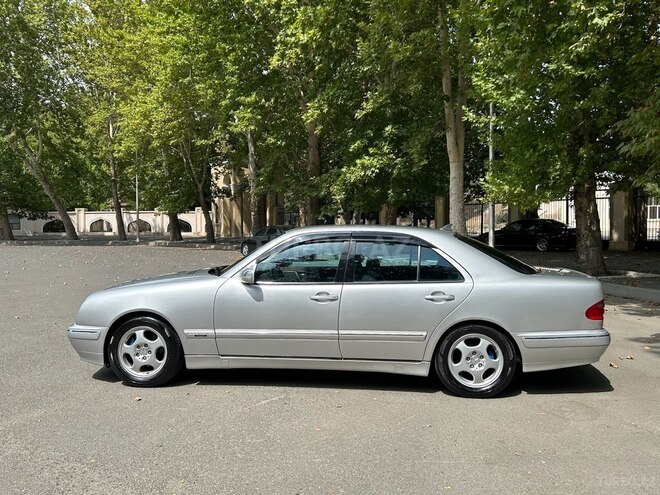 Mercedes E 200 2000, 250,000 km - 2.0 l - Mingəçevir