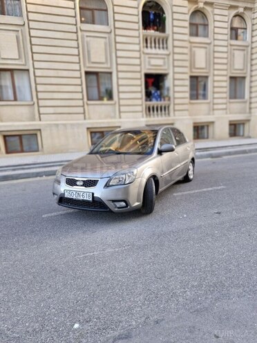 Kia Rio 2011, 157,000 km - 1.4 л - Sumqayıt