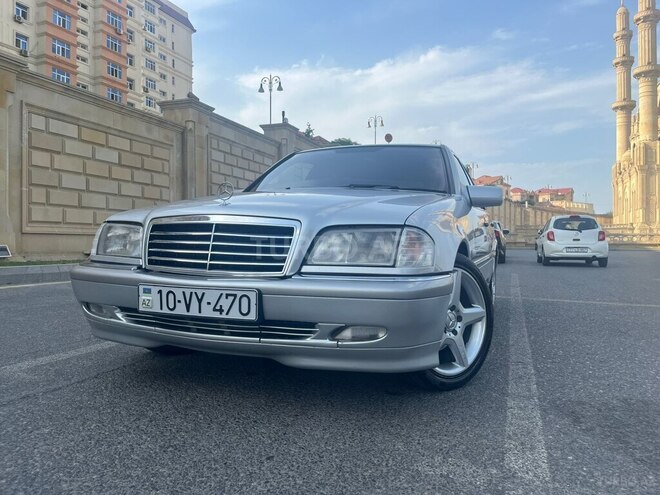 Mercedes C 240 1998, 290,000 km - 2.4 l - Bakı