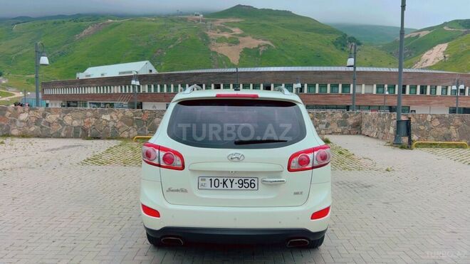 Hyundai Santa Fe 2009, 179,000 km - 2.0 l - Bakı