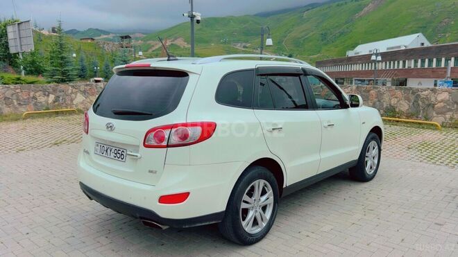 Hyundai Santa Fe 2009, 179,000 km - 2.0 l - Bakı