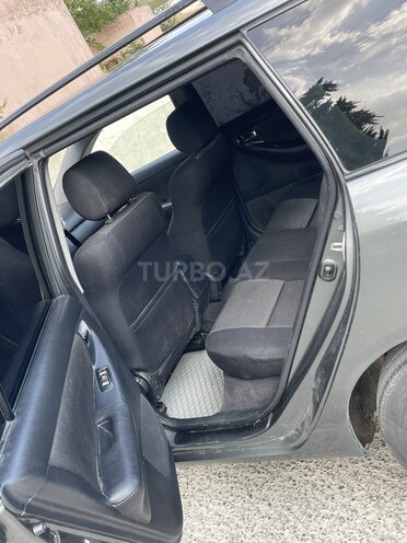 Toyota Corolla 2006, 317,000 km - 1.4 l - Bakı