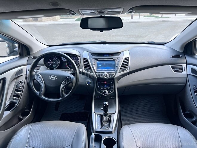 Hyundai Elantra 2015, 186,684 km - 1.8 l - Bakı