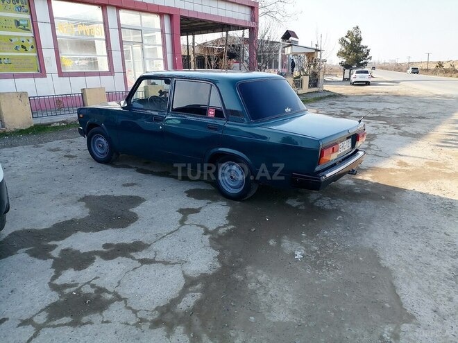 LADA (VAZ) 2107 2006, 95,000 km - 1.6 l - Şirvan