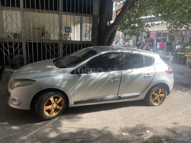 Renault Megane 2009, 352,479 km - 1.5 l - Bakı
