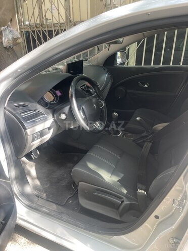 Renault Megane 2009, 352,479 km - 1.5 l - Bakı