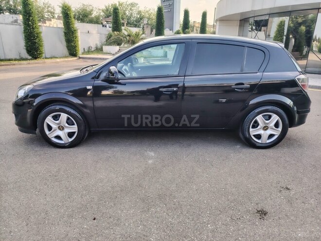 Opel Astra 2009, 173,586 km - 1.4 l - Tovuz