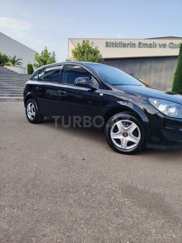 Opel Astra 2009, 173,586 km - 1.4 l - Tovuz