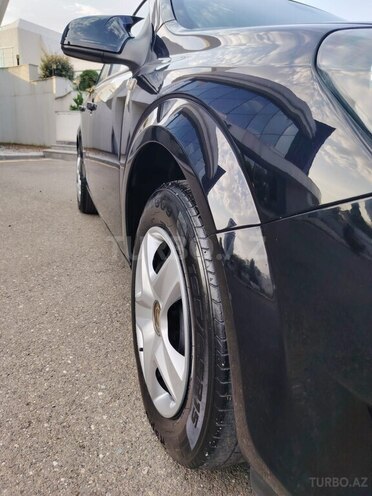 Opel Astra 2009, 173,586 km - 1.4 l - Tovuz