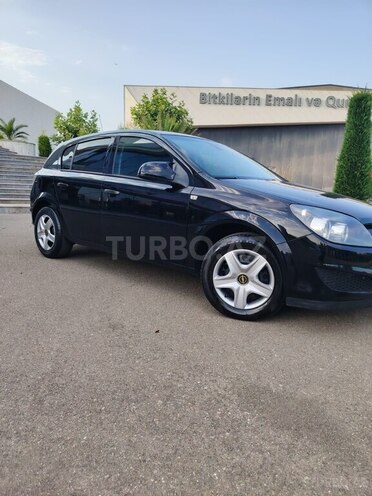 Opel Astra 2009, 173,586 km - 1.4 l - Tovuz