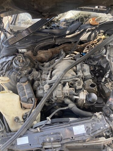 Mercedes S 320 2002, 327,000 km - 3.2 l - Bakı