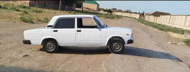 LADA (VAZ) 2107 2006, 84,865 km - 1.6 l - Salyan