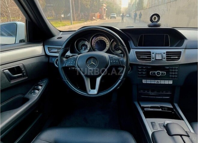 Mercedes E 250 2014, 300,000 km - 2.1 l - Gəncə
