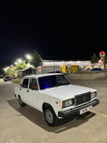 LADA (VAZ) 2107 2009, 66,000 km - 1.6 l - Salyan