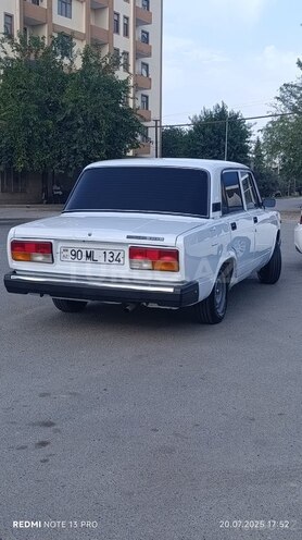 LADA (VAZ) 2107 2009, 66,000 km - 1.6 l - Salyan