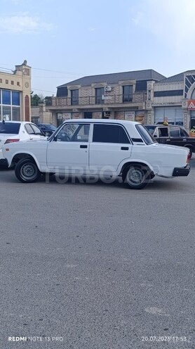 LADA (VAZ) 2107 2009, 66,000 km - 1.6 l - Salyan