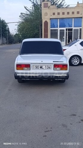LADA (VAZ) 2107 2009, 66,000 km - 1.6 l - Salyan