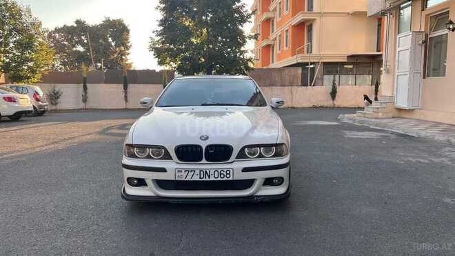 BMW 525 2001, 400,000 km - 2.5 l - Zaqatala