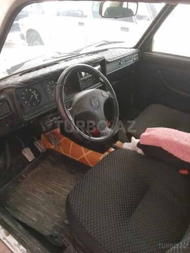 LADA (VAZ) 2107 2007, 175,000 km - 1.6 l - Ucar