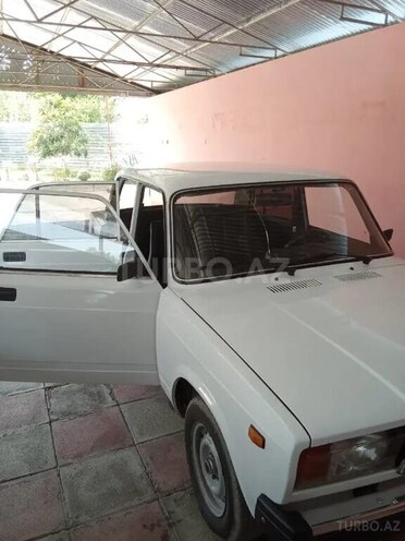 LADA (VAZ) 2107 2007, 175,000 km - 1.6 l - Ucar